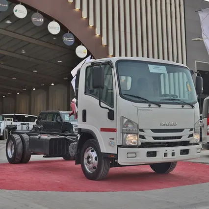 Isuzu Dyna شاص طويل 2026 