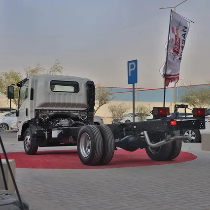 Isuzu Dyna شاص طويل 2026 