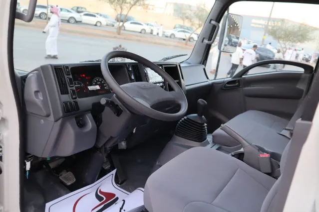 Isuzu Dyna شاص قصير 2026 