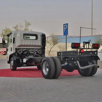 Isuzu Dyna شاص طويل 2026 