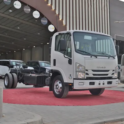 Isuzu Dyna شاص طويل 2026 