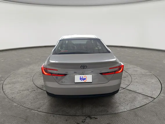 Toyota Camry  LE 2026 
