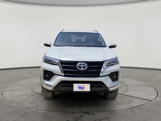 Toyota Fortuner VX 2023 دبل