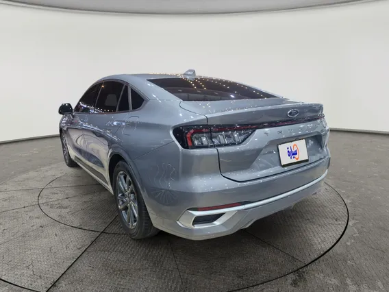 Ford Taurus Trend 2023 
