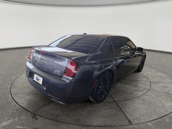 كرايسلر 300 S 2021 