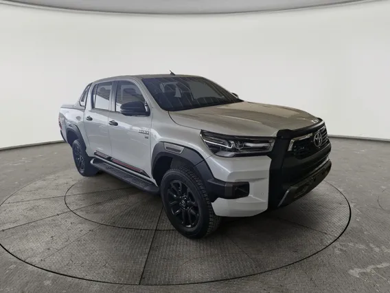 Toyota Hilux Adventure 2025 دبل