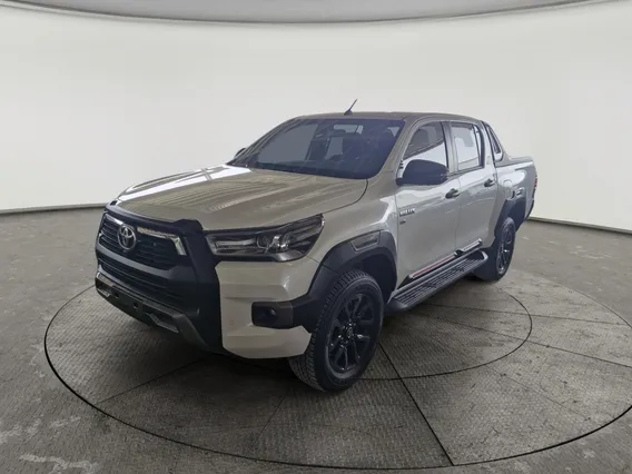 Toyota Hilux Adventure 2025 دبل