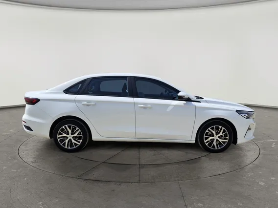 Geely Emgrand GS 2024 