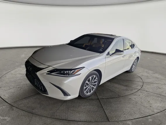 Lexus ES 300 H 2023 