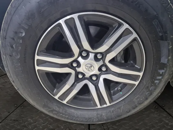 Toyota Fortuner VX 2023 دبل