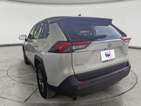 Toyota RAV4 LE 2023 