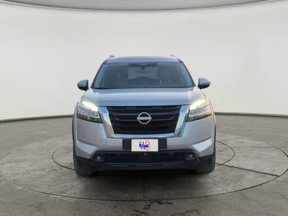 Nissan Pathfinder SV 2022 