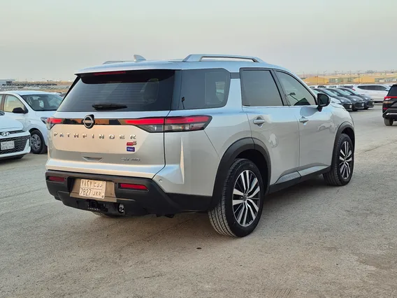 نيسان باثفندر SV 2022 