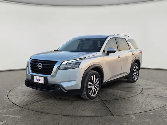 Nissan Pathfinder SV 2022 