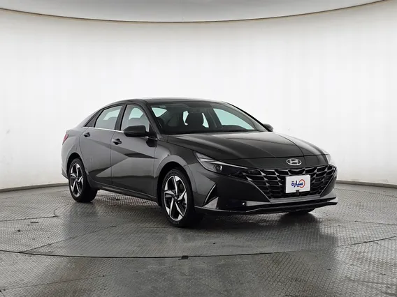 Hyundai Elantra Smart Plus 2022 