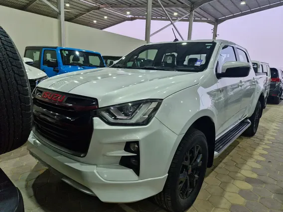 ايسوزو دي ماكس GT 2023 دبل