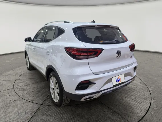 MG ZS STD 2023 