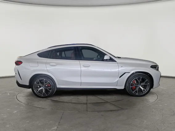 BMW X Series 6 xDrive 40i 2022 