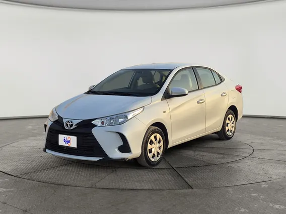 Toyota Yaris  Y 2022 