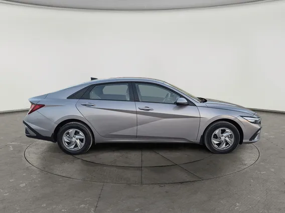 Hyundai Elantra Fleet 2025 