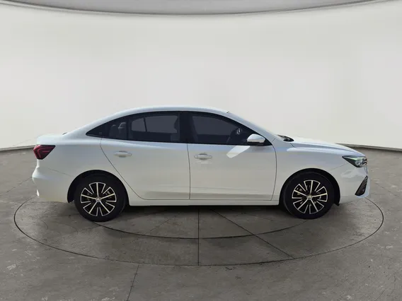 MG 5 STD New Shape 2025 