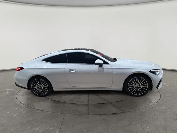 Mercedes CLE 200 2025 