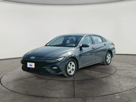 Hyundai Elantra Smart 2024 