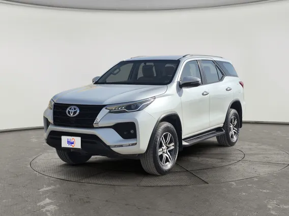 Toyota Fortuner VX 2024 دبل