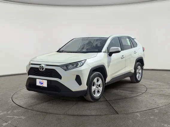 Toyota RAV4 LE 2021 