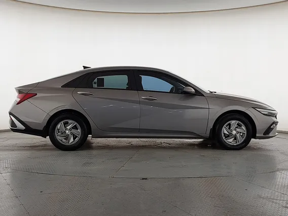 Hyundai Elantra Fleet 2024 