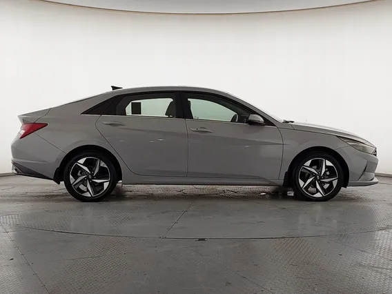 Hyundai Elantra Smart Plus 2023 