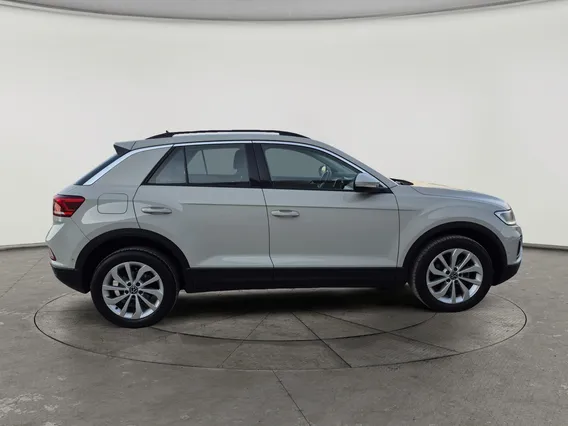 Volkswagen T Roc Life 2024 
