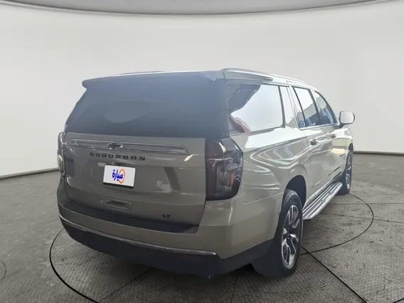 Chevrolet Suburban LT 2024 