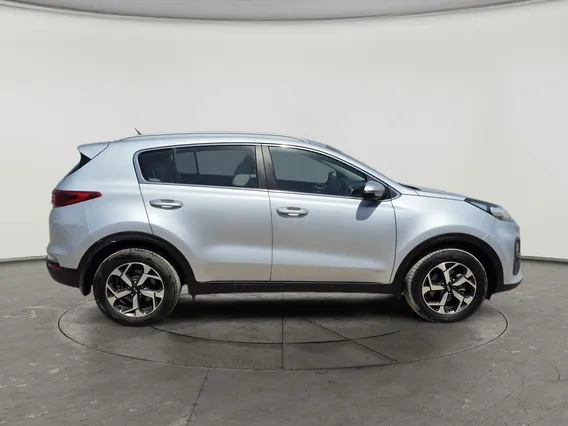 Kia Sportage LX 2022 دبل