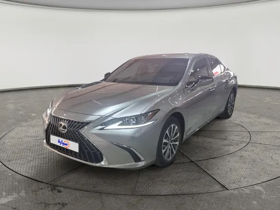Lexus ES 300 H 2025 