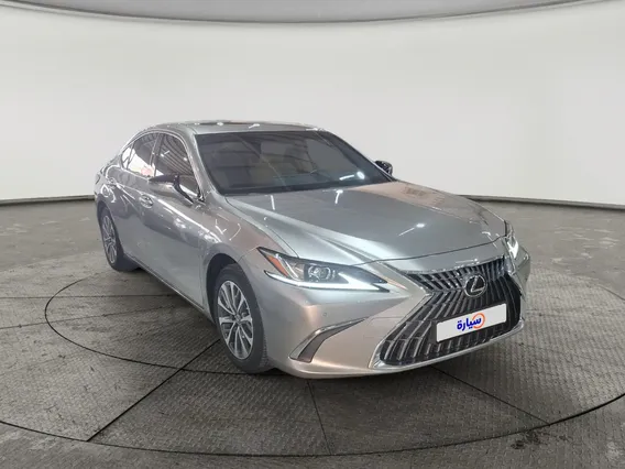 Lexus ES 300 H 2025 
