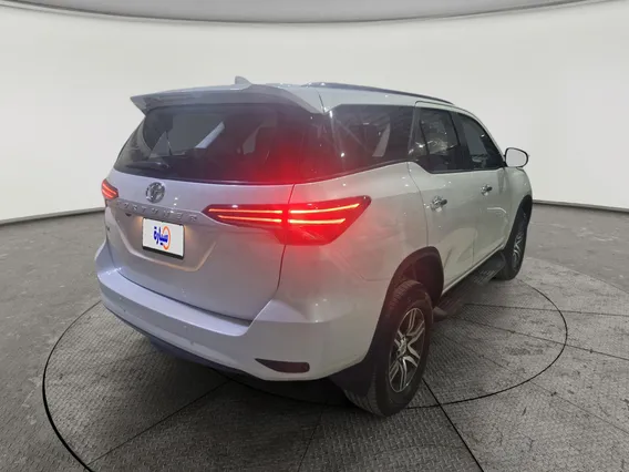 Toyota Fortuner GX 2023 