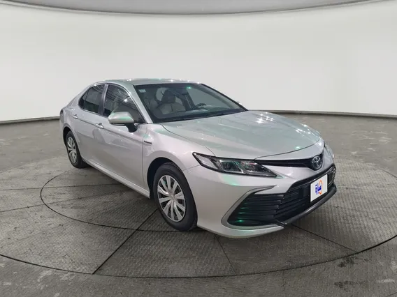 تويوتا كامري LE HEV 2024 