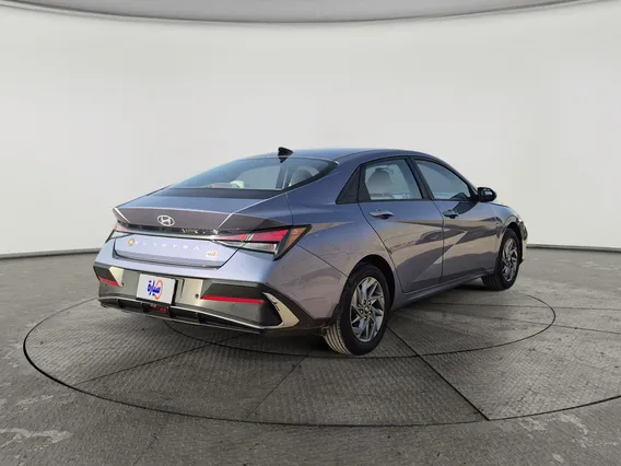 Hyundai Elantra Smart China 2025 