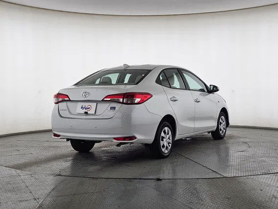 Toyota Yaris  Y 2022 