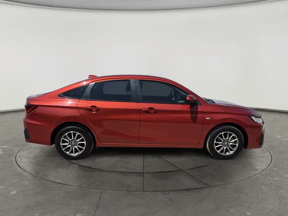 Toyota Yaris  Y 2024 