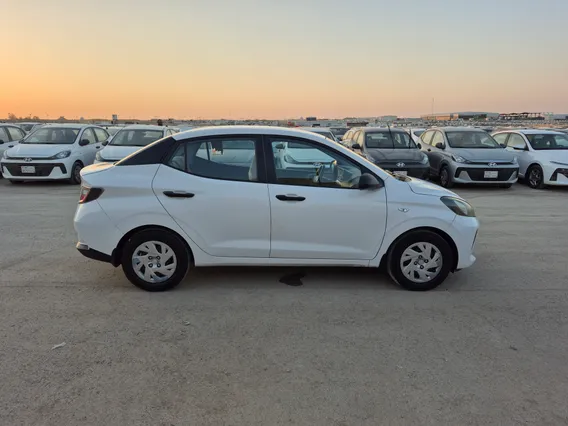 هيونداي Grand i10 فلييت 2024 