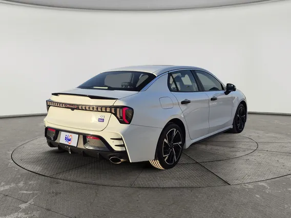 Lynk and Co 03 Hyper Plus 2024 