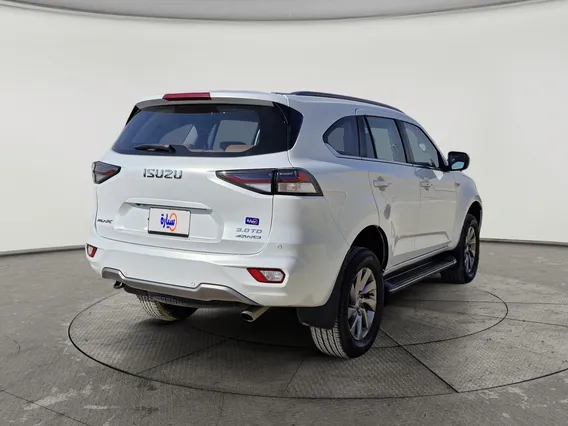 Isuzu MU Full 2023 دبل