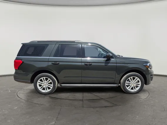 Ford Expedition XLT 2023 دبل