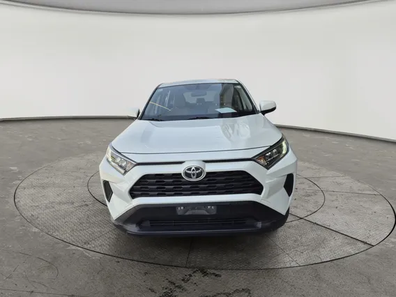Toyota RAV4 LE 2022 