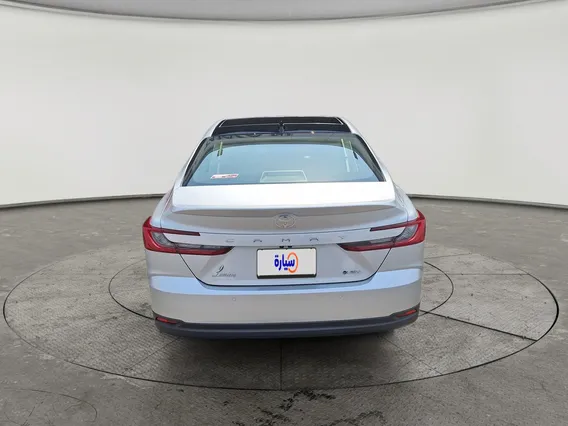 Toyota Camry  lumiere 2026 
