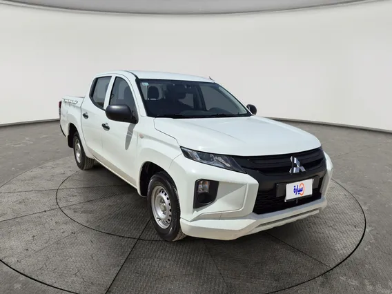 Mitsubishi L200 DC 4x2 Diesel 2023 