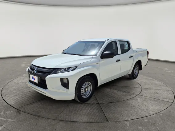 Mitsubishi L200 DC 4x2 Diesel 2022 