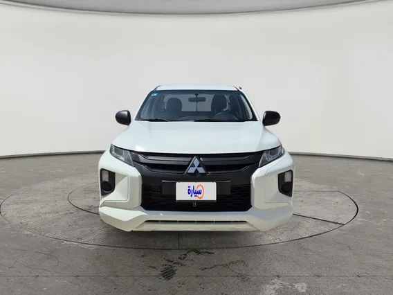 Mitsubishi L200 DC 4x2 Diesel 2022 